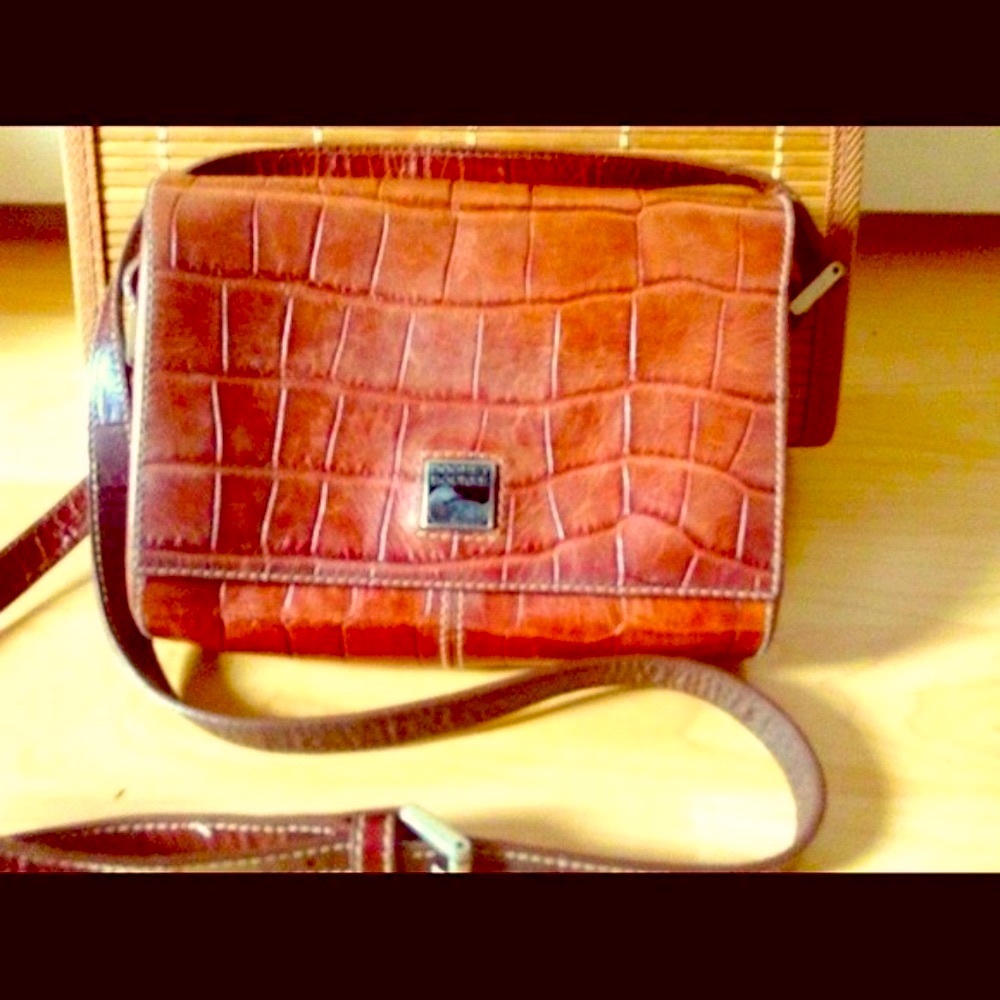 Dooney & Bourke Leather Cross Body Purse - Vintage